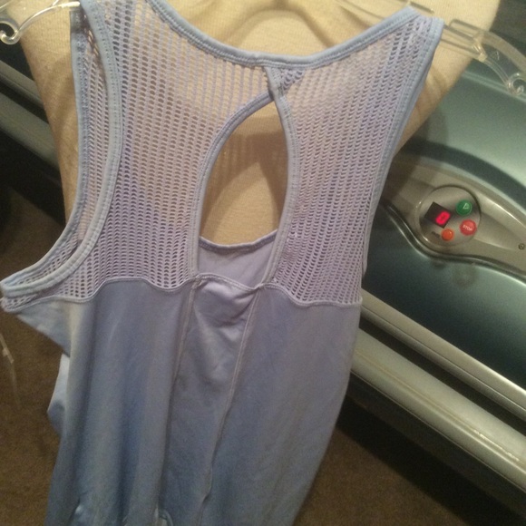 NWT size large Performance 8 Quik Dry Top - Picture 2 of 9